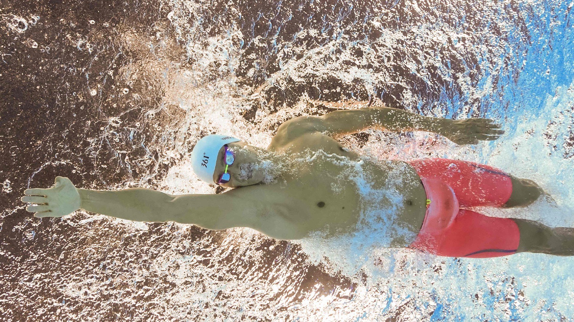 _酷炫运动风：运动与街头文化结合_，街头运动风穿搭